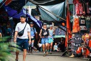 BIB: 
                            <button type="button" onclick="openModal(25385996)" class="btn btn-primary btn-sm float-right btn-popup" data-toggle="modal" data-target=".modal-high-quality">
                        <i class="fas fa-shopping-cart"></i> Add to Cart
                    </button>
                                            <button type="button" onclick="isThisMe(25385996, true)" class="btn btn-success btn-sm float-right btn-popup btn-isme hidden" data-toggle="tooltip" data-placement="bottom" title="นี่คือรูปของคุณใช่ไหม คลิกที่นี่เพื่อเอาเข้าอัลบั้ม">
                        <i class="fas fa-plus"></i> Add to album
                    </button>
                    <button type="button" onclick="isThisMe(25385996, false)" class="btn btn-warning btn-sm float-right btn-popup btn-isnotme hidden">
                        <i class="fas fa-ban"></i> Remove from album
                    </button>